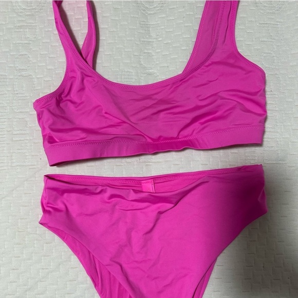 Skims Taffy mid wait bikini set - Picture 4 of 5